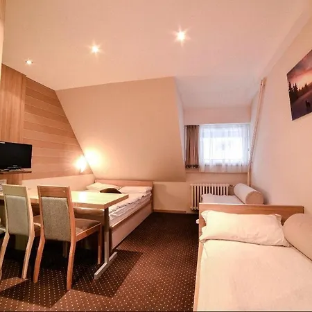 Konaci Centar * Kopaonik