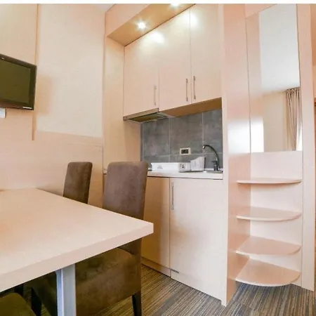 Konaci Centar 公寓 *