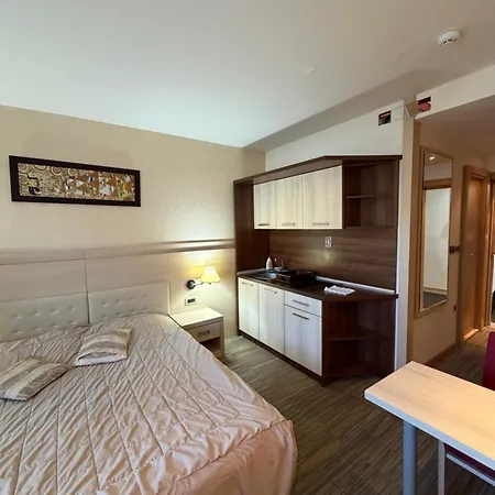 Konaci Centar 公寓 *