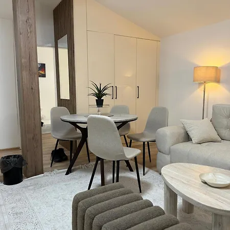 公寓 Konaci Centar 科帕奥尼克